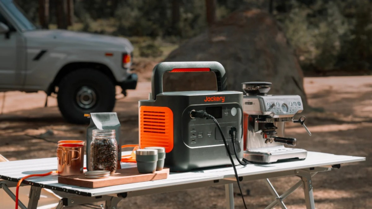 Jackery Générateur Solaire 1000 v2 // Source : Jackery Jackery Générateur Solaire 1000 v2 // Source : Jackery