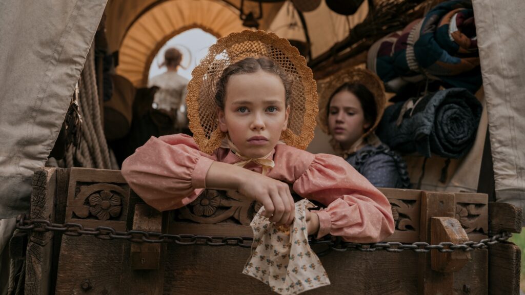 Little House on the Prairie. (L to R) Alice Halsey as Laura Ingalls, Skywalker Hughes as Mary Ingalls in episode 101 of Little House on the Prairie. Cr. Eric Zachanowich/Netflix © 2026 Little House on the Prairie. (L to R) Alice Halsey as Laura Ingalls, Skywalker Hughes as Mary Ingalls in episode 101 of Little House on the Prairie. Cr. Eric Zachanowich/Netflix © 2026