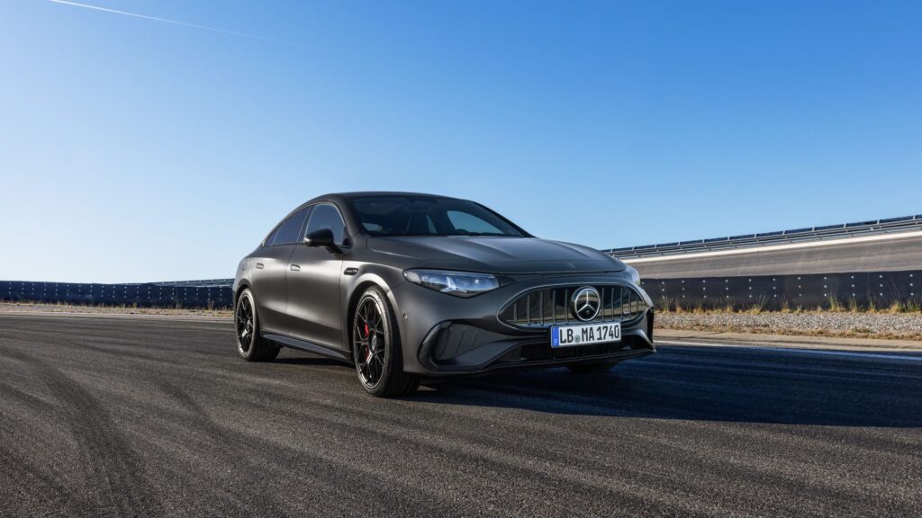 La Mercedes-AMG CLA 45. // Source : Mercedes-AMG La Mercedes-AMG CLA 45. // Source : Mercedes-AMG