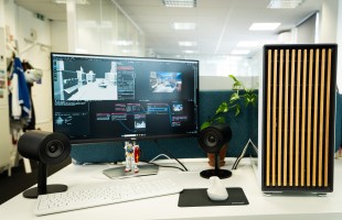 Fini de poireauter en attendant l’export sur Premiere Pro : ce PC surpuissant résout le problème