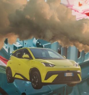 La Hongrie veut limiter la pollution des usines pour voitures électriques. // Source : Robin San Vicente pour Numerama La Hongrie veut limiter la pollution des usines pour voitures électriques. // Source : Robin San Vicente pour Numerama
