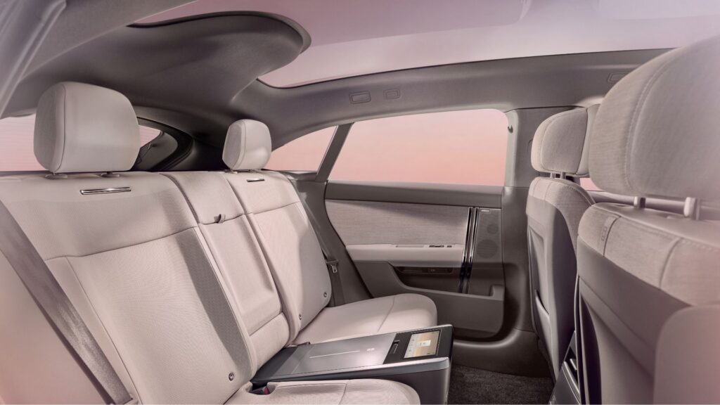 Le futur Range Rover GT électrique. // Source : Range Rover Le futur Range Rover GT électrique. // Source : Range Rover