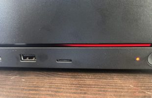 Un cas de Red Line of Death s'est déclaré sur une Steam Machine. // Source : me_hil via Reddit Un cas de Red Line of Death s'est déclaré sur une Steam Machine. // Source : me_hil via Reddit