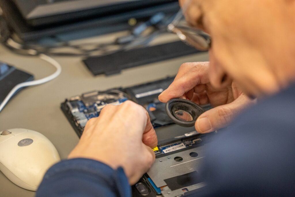 Les experts de chez refurbed vérifient minutieusement chaque produit. Les experts de chez refurbed vérifient minutieusement chaque produit.