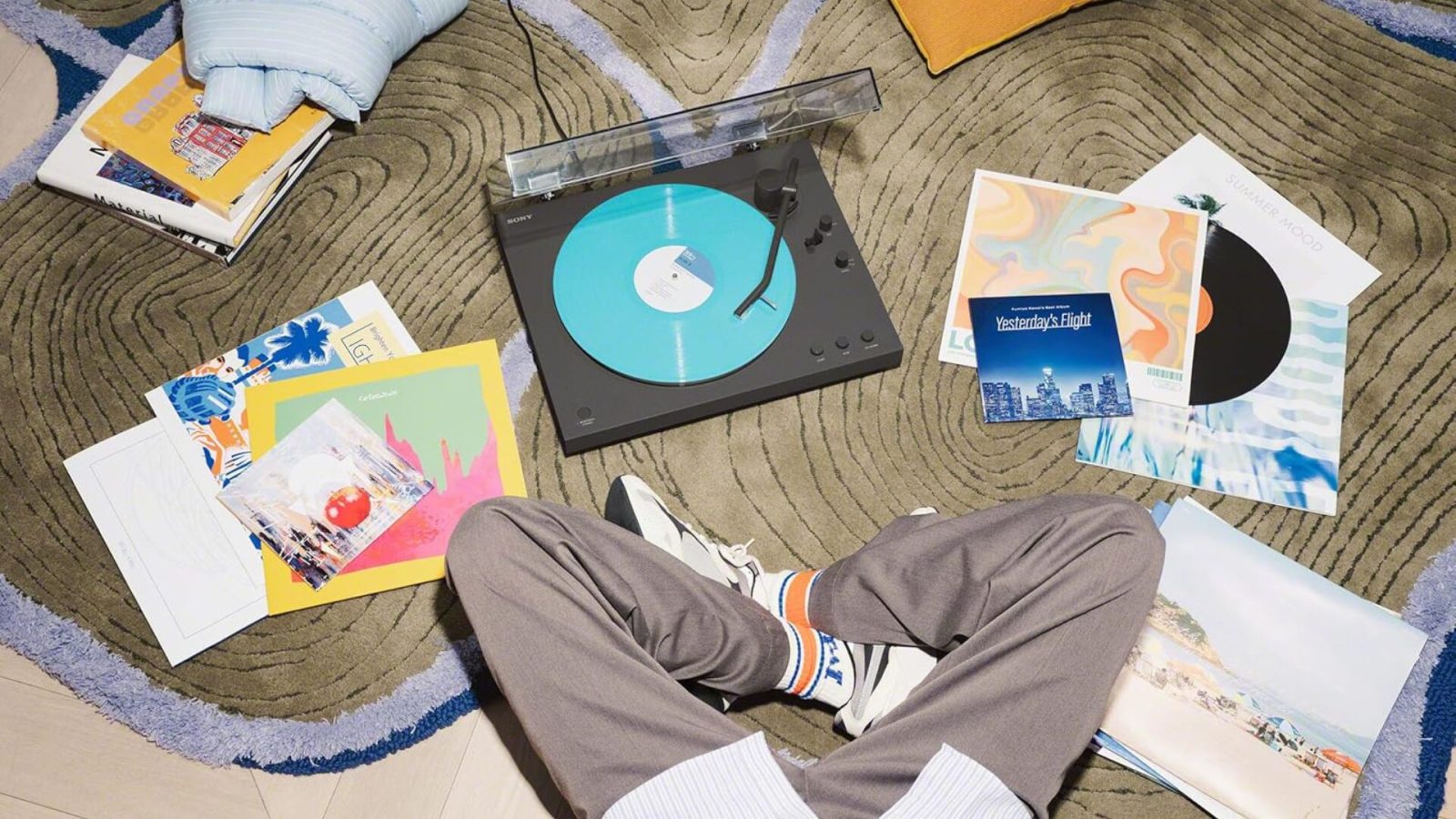 « Redécouvrez la chaleur, la richesse des détails et le rituel du vinyle », Sony fait l’éloge du disque et se fiche de nous