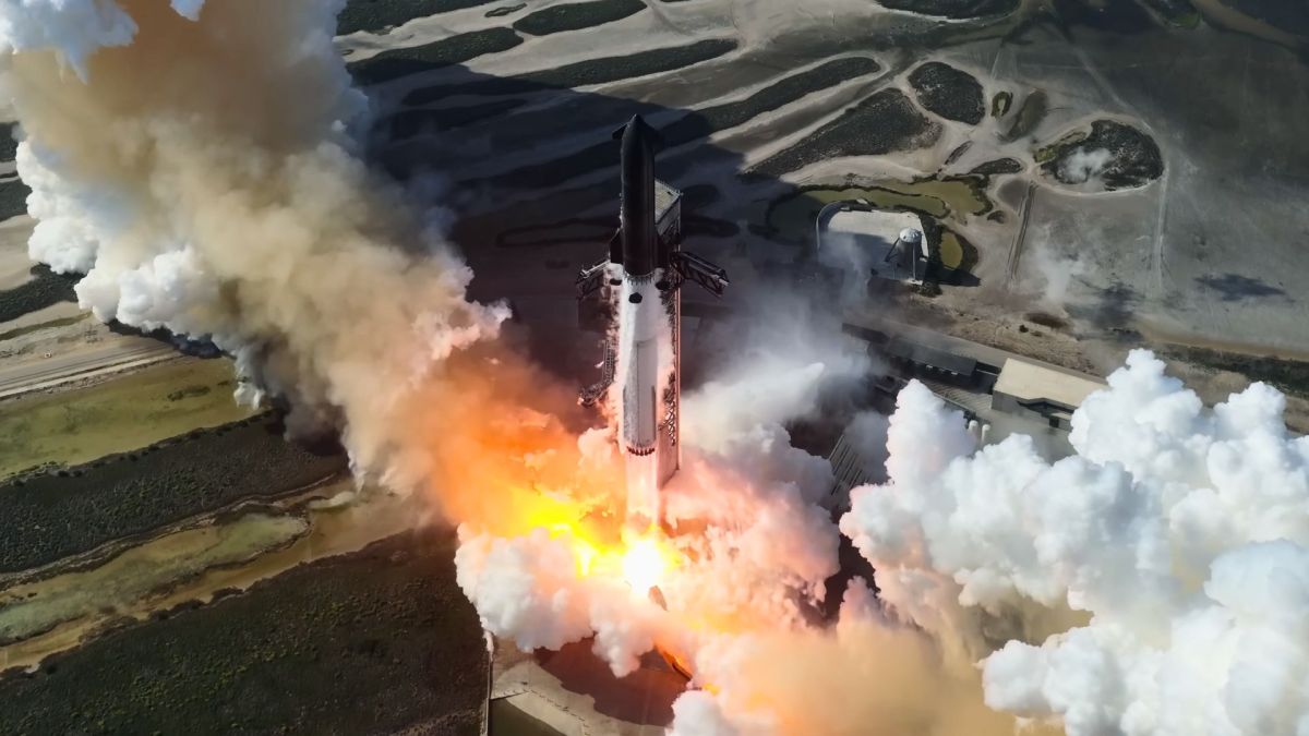 Starship en vol. // Source : Capture d'écran YouTube SpaceX Starship en vol. // Source : Capture d'écran YouTube SpaceX