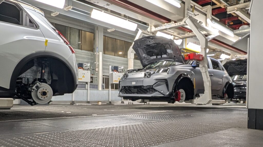 Production à l'usine Renault de Douai // Source : Raphaelle Baut pour Numerama Production à l'usine Renault de Douai // Source : Raphaelle Baut pour Numerama