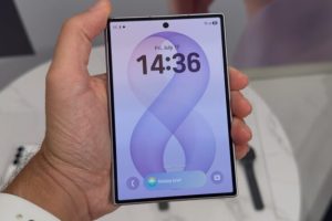 Samsung Galaxy Z Fold 8 // Source : Numerama