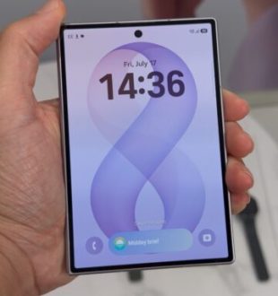 Samsung Galaxy Z Fold 8 // Source : Numerama Samsung Galaxy Z Fold 8 // Source : Numerama