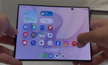 Samsung Galaxy Z Fold 8 // Source : Numerama