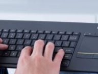 Logitech K400 Plus // Source : Logitech Logitech K400 Plus // Source : Logitech