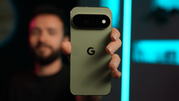 Pixel 11 Pro. // Source : Numerama Pixel 11 Pro. // Source : Numerama