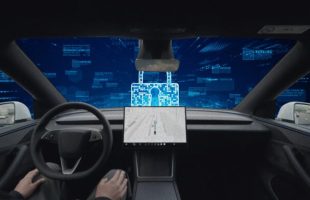 Les données du Tesla FSD sont verrouillées. // Source : Montage Numerama