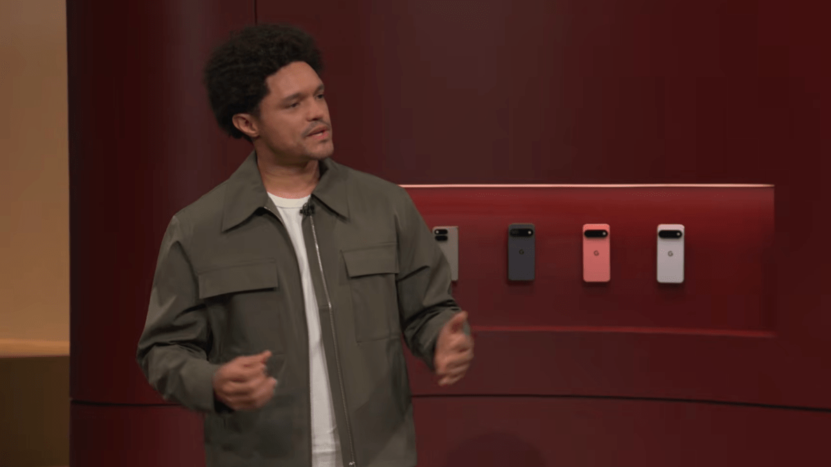 Trevor Noah à la conférence Pixel 11. // Source : Google Trevor Noah à la conférence Pixel 11. // Source : Google