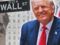Donald Trump fait désormais payer Wall Street pour recevoir ses publications plus vite (et trafiquer le marché) // Source : Numerama Donald Trump fait désormais payer Wall Street pour recevoir ses publications plus vite (et trafiquer le marché) // Source : Numerama